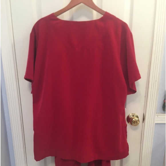 Dickies women XLP red color scrub set - Picture 2 of 9
